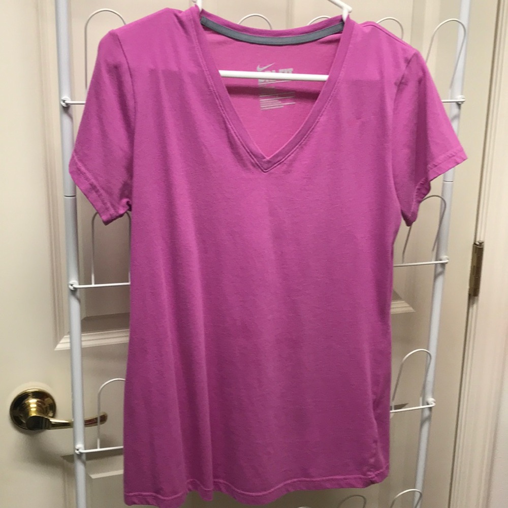 Nike Dri-Fit v neck